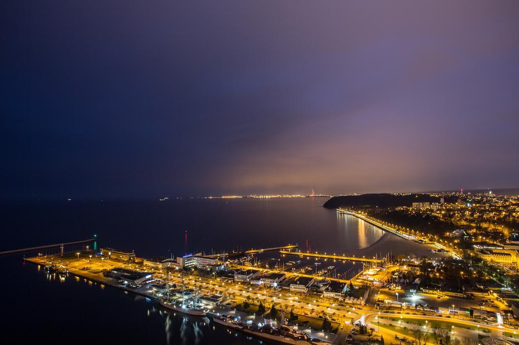 Norda Apartamenty Sea Towers Gdynia Exteriör bild